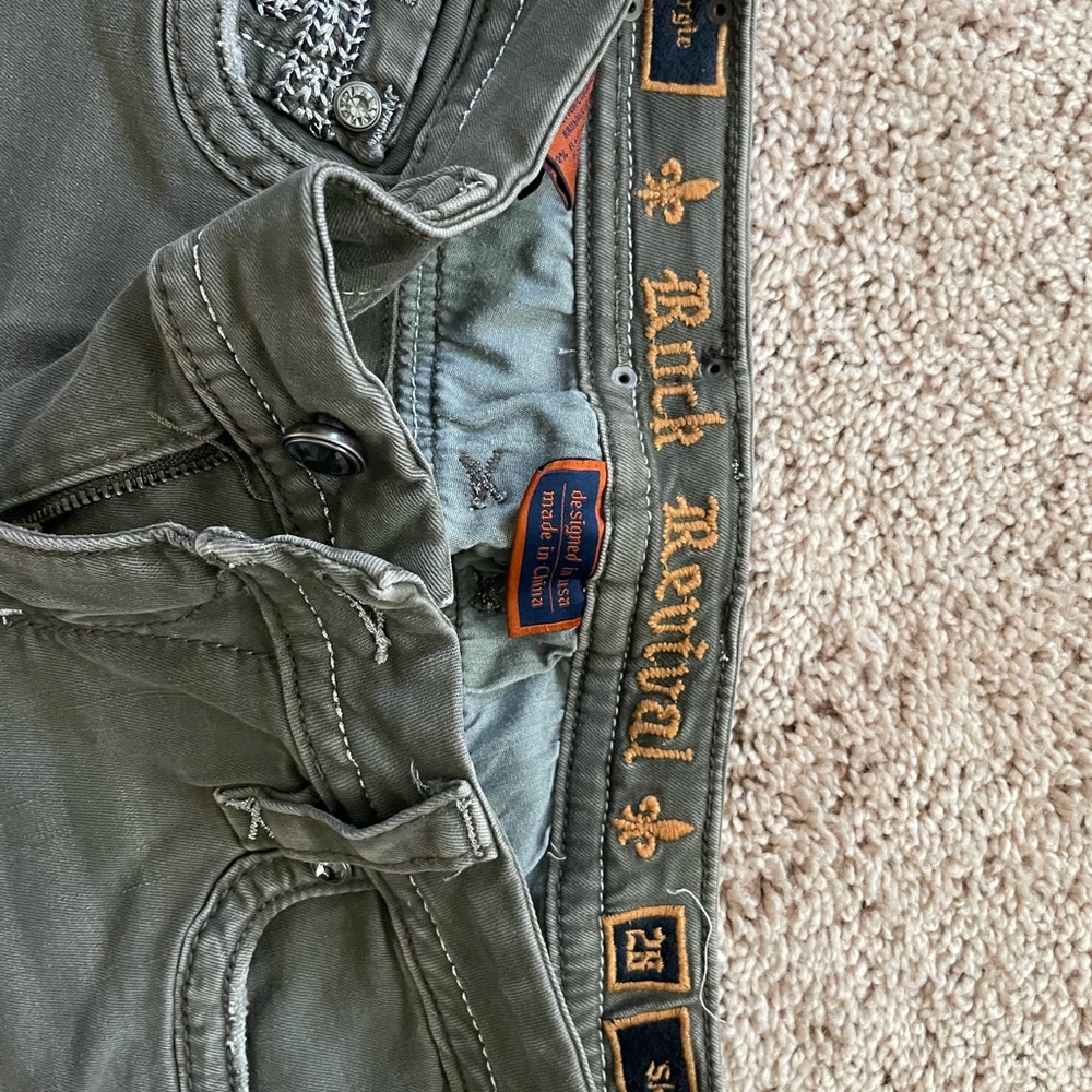 Rock Revival Green Skinny Jeans with Ornate Stitching - Picture 4 of 4